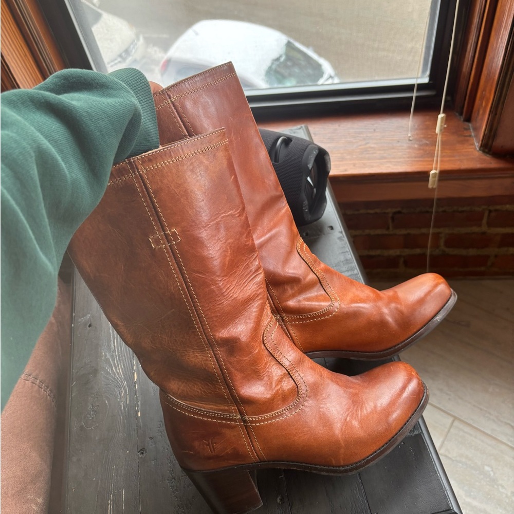 Frye Kendall Pull-On leather boots - Picture 3 of 7